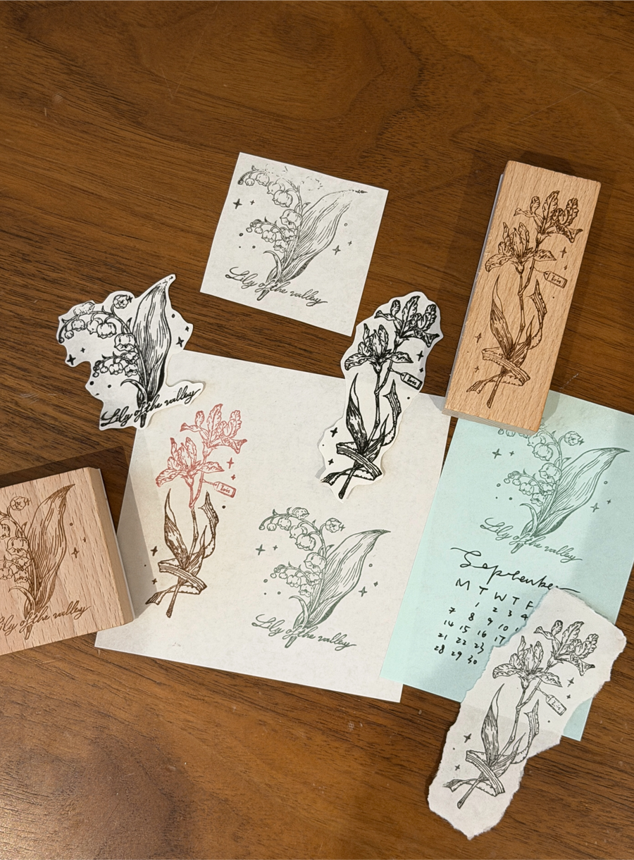 Mo.Card - Botanical Wooden Stamp